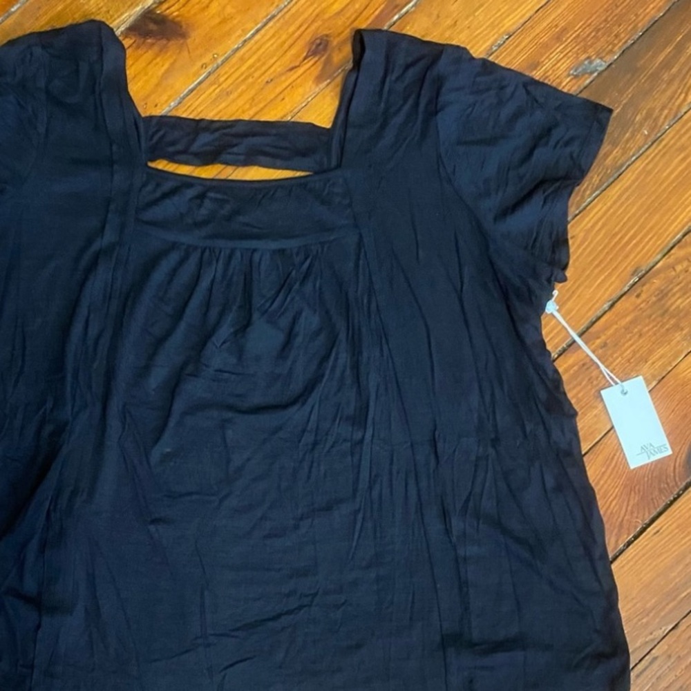Ava James Black Top Size 3X Cut Out Back NWT